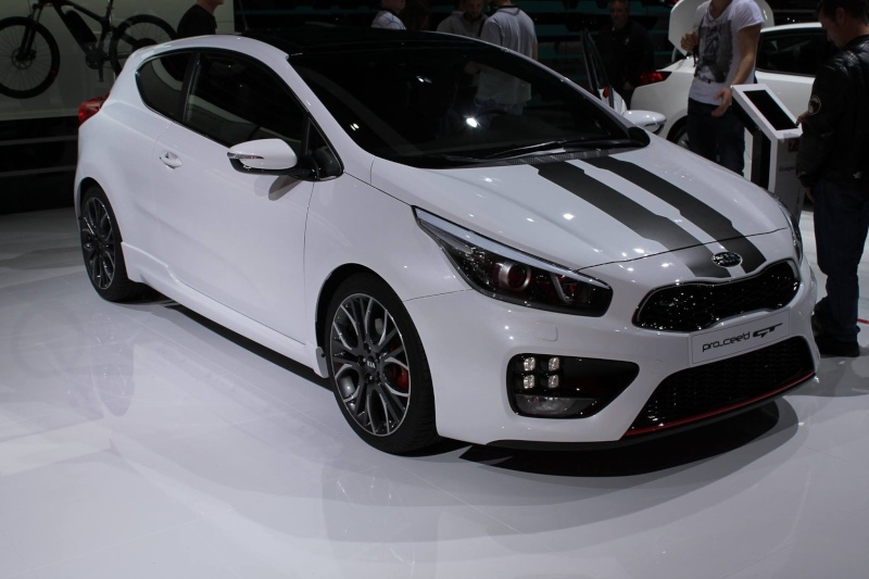 Mondial de l'automobile 2014, Paris : Qui va quand ? - Page 2 Kia_ce10