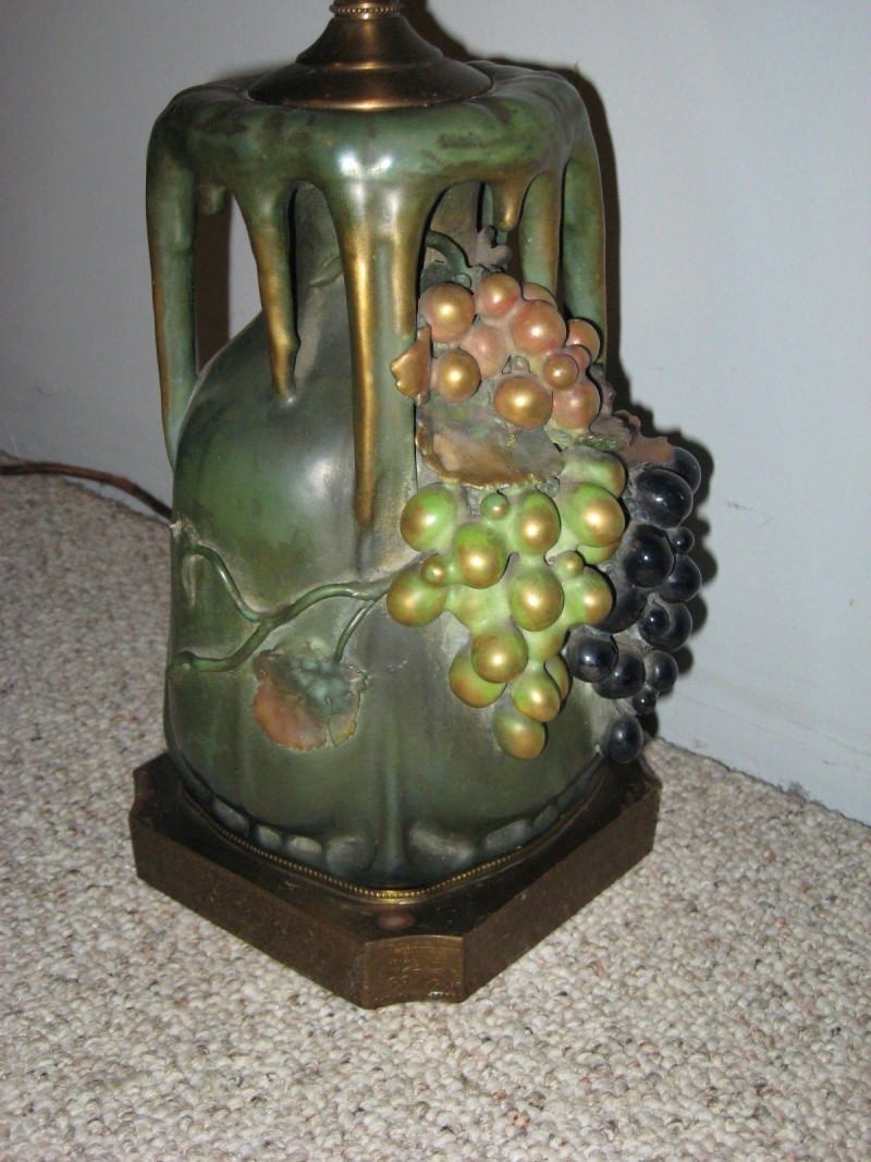 ID this old lamp for me please.... Img_2116
