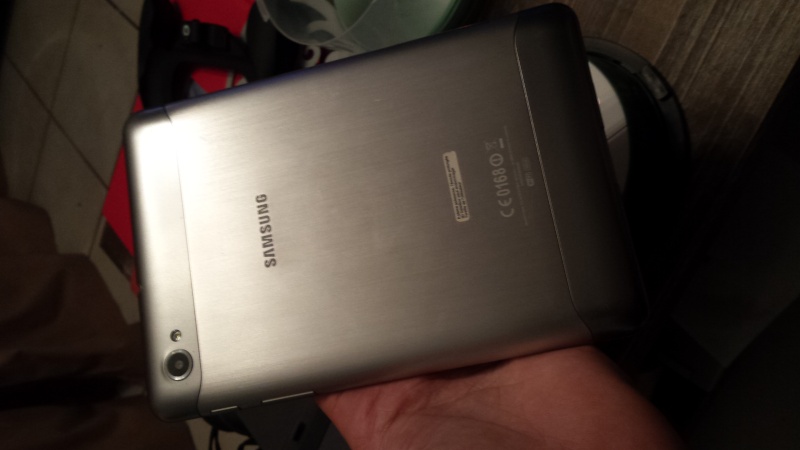 Tablette Samsung Galaxy Tab 7.7 + Housse 20140724