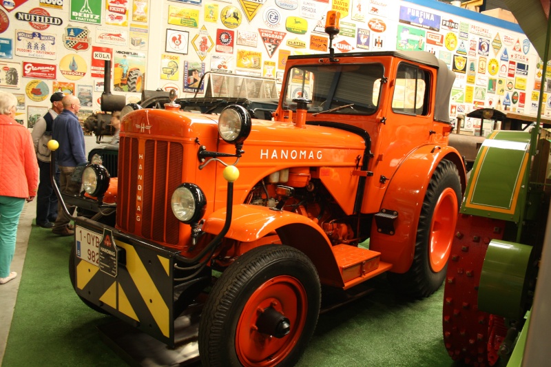 80 photos de la plus belle collection de tracteurs d'encetre Img_7035
