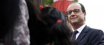 #TMCweb3 : #MasterBusinessF : Les petites confidences de #Hollande devant les journalistes 40020710