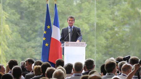 #TMCweb3 : #MasterBusinessF : Les cinq déclarations de #Valls qui vont droit au cœur des #patrons 46316410