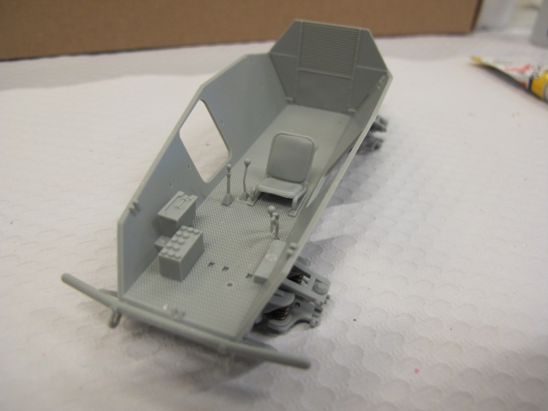 BRONCO CB 35033 - Sd.Kfz.221 - 1/35 Img_5617