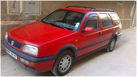 Volkswagen golf 3 1.9 TDI année 1994 colour Rouge d'origine 210