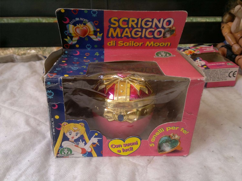 moon - Cerco vari oggetti bambole di Sailor Moon Help 34osvi10