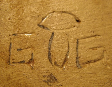 Pichet Nativité signature à identifier Nat610