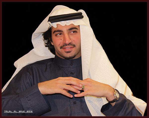 السمو الملكي الأمير طلال بن سلطان بن عبد العزيز آل سعود...قصيدة (صمتي يذلك) لاول مرة عبر خاص اخبار ستار 53811310