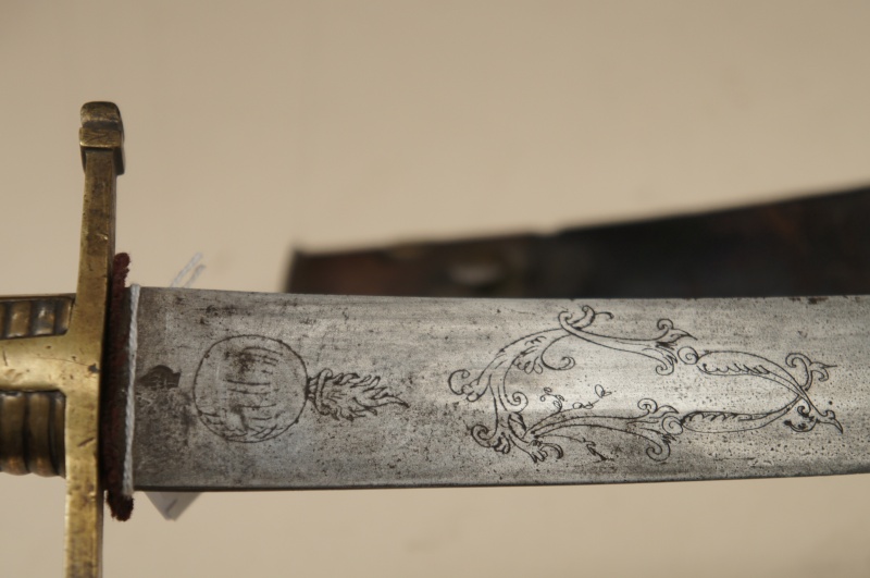 Sabre de Grenadier Mel 1767 -premiéres fabrication Dsc01010