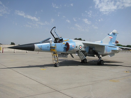 Mirage F1 Persan aux cocardes peu communes Eq6-0110
