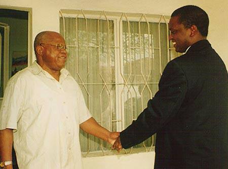 Lumumba: Si je meurs demais c'est qu'un blanc a armer un noir Ruberw10