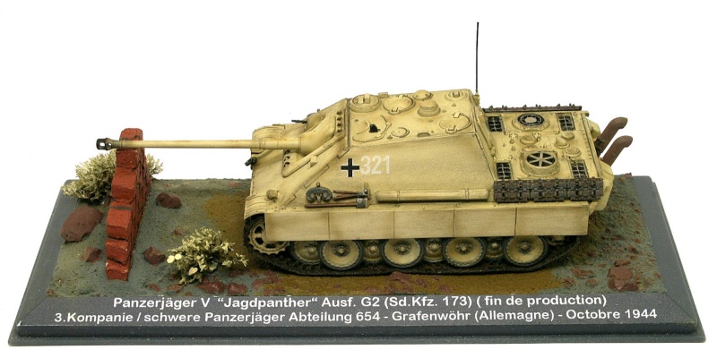 [TRUMPETER]  Panzerjäger V  "Jagdpanther" Ausf. G2 (Sd.Kfz.  173) (44) Sdkfz108