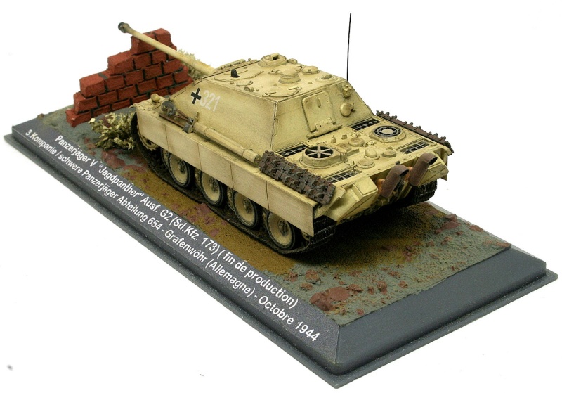 [TRUMPETER]  Panzerjäger V  "Jagdpanther" Ausf. G2 (Sd.Kfz.  173) (44) Sdkfz113