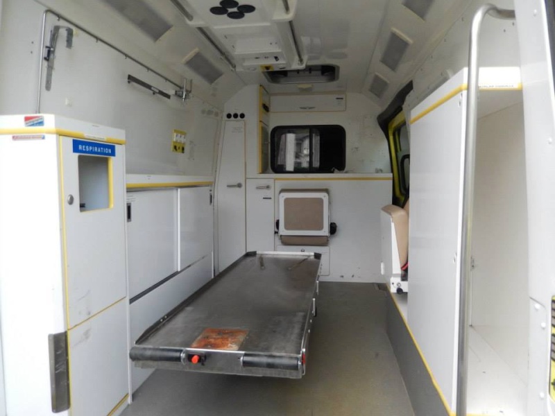 Donation ambulance de Neufchâteau 10036010