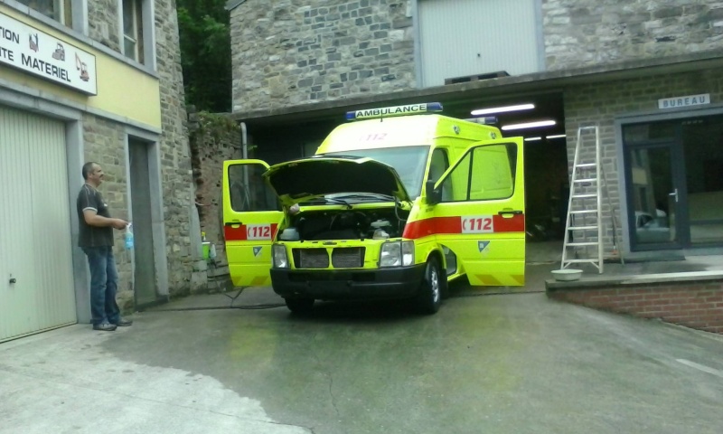 Donation ambulance de Neufchâteau 10463610