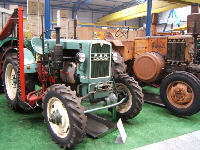 80 photos de la plus belle collection de tracteurs d'encetre Dscf4226