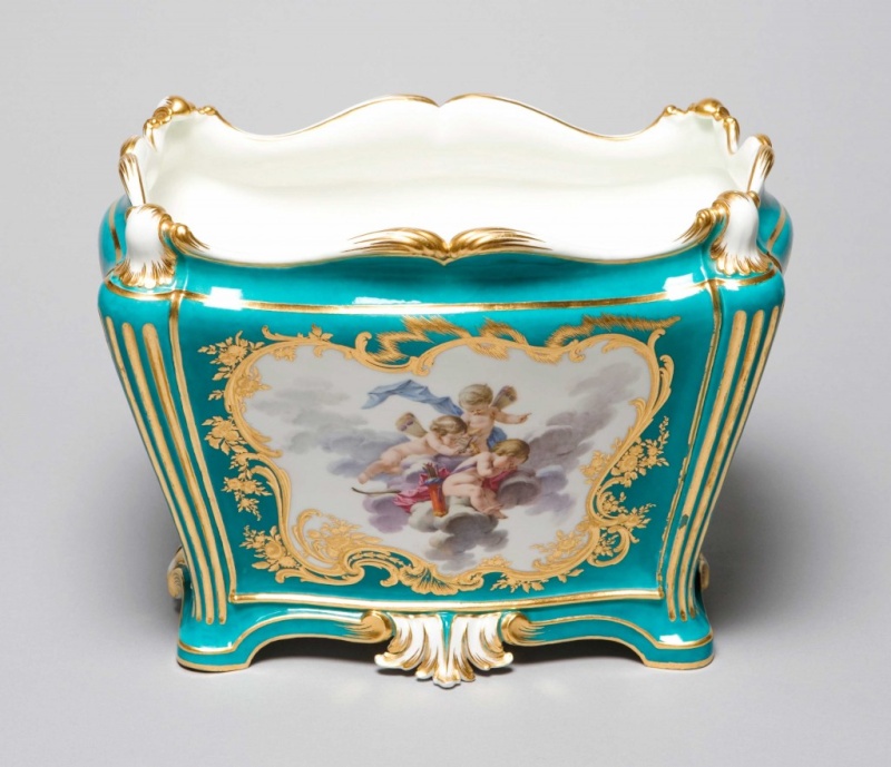 Des porcelaines de Sèvres et une horloge de Marie Antoinette à Leeds - Harewood House Exhibition Hhtc_211