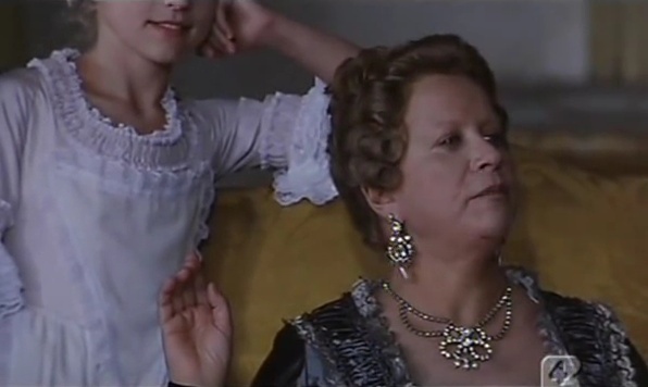 Un film sur Marie-Caroline: "Ferdinando e Carolina", par Lina Wertmüller (1999) Zferd_12