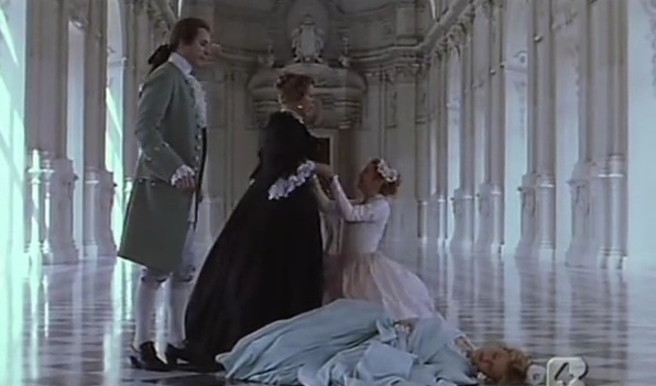 Un film sur Marie-Caroline: "Ferdinando e Carolina", par Lina Wertmüller (1999) Zferd_17