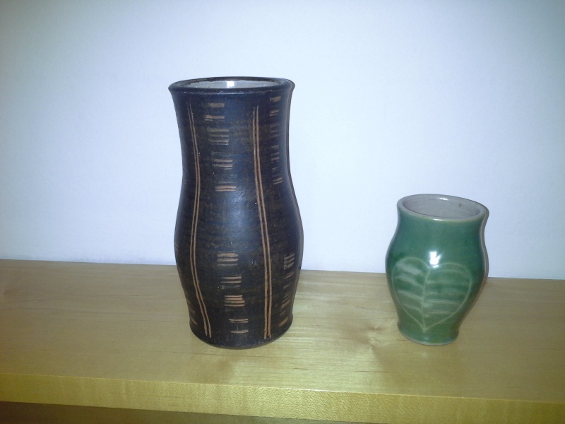 Crossed keys mark - Crosskeys Pottery, Jan & Zoe Ellison, Cambridge 212