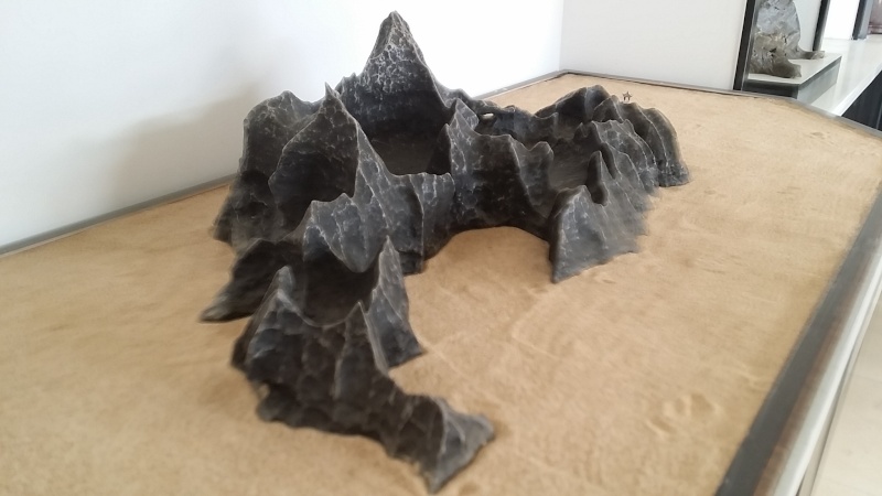 few mountain shape stones 20140750