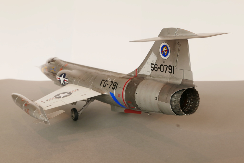 Loockheed F-104 A STARFIGHTER US Air Force [Italeri 1/32] P1040924