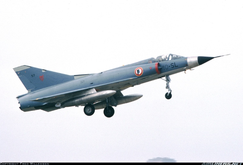 [Hobby Boss] 1/48 - Dassault Mirage IIIC  18292110