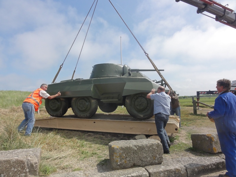 recherche nom halftrack St MARTIN de VARREVILLE - Page 4 Dsc00814