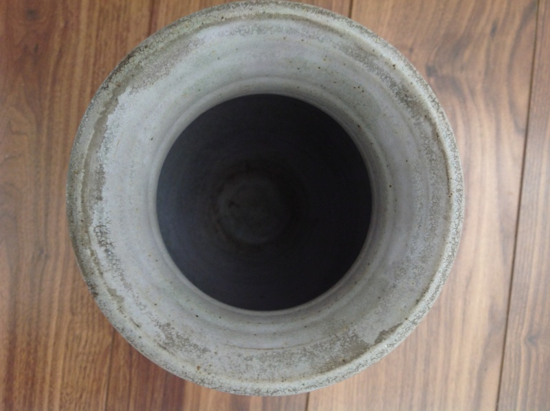 Large vase with AS mark  2014-103