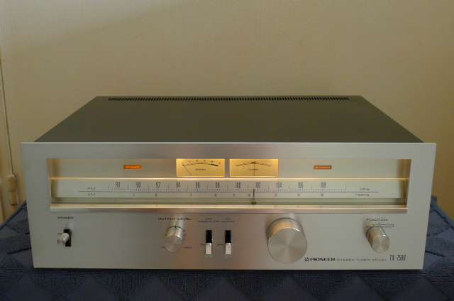 Pioneer Stereo Tuner TX-7500 (Used) SOLD P1090630