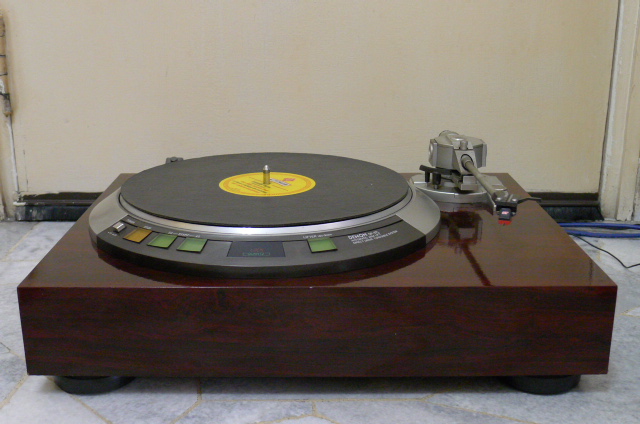 Denon DP-57L Direct Drive Turntable System (Used) SOLD P1090816