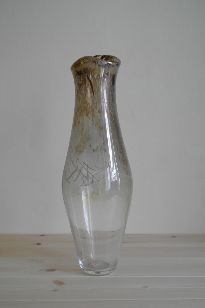 Blown glass vases - any ideas? Sam_0712
