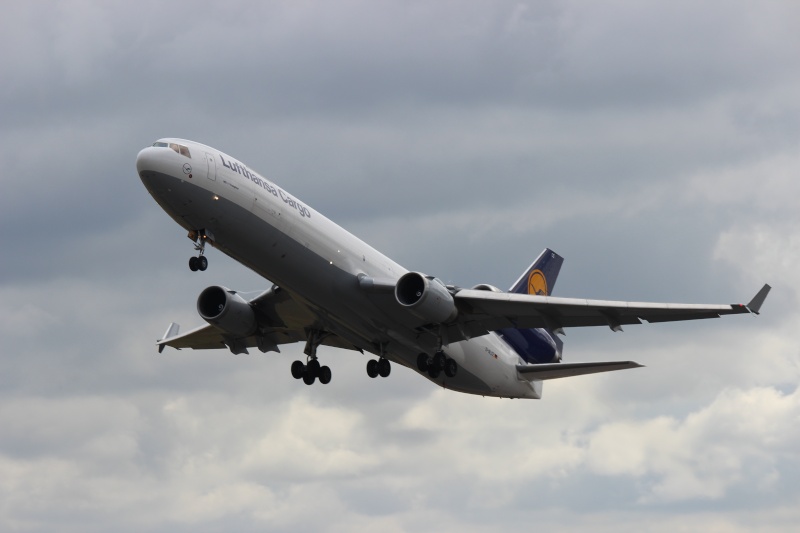 McDonnell Douglas MD-11F Lufthansa Cargo D-ALCE & Divers le 08.07.14 - Page 5 Img_1116