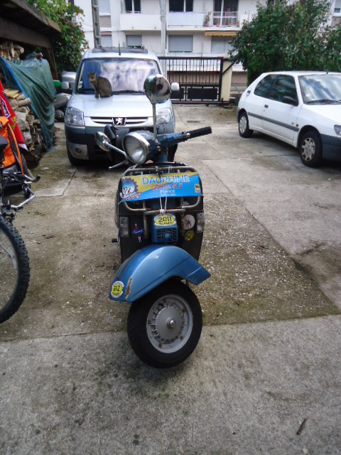 Vespa parade Dsc02420