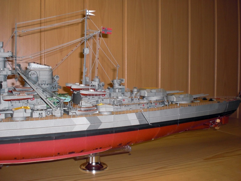 Bismarck Halinski-Verlag (Military Model Nr.1-2/2001) 1:200 Cimg0512