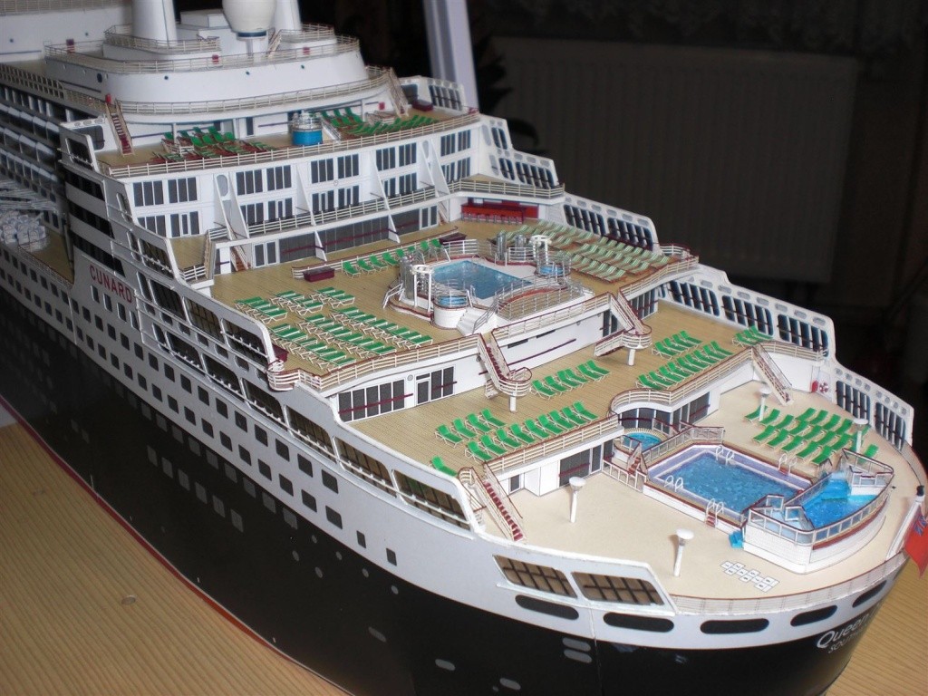 QUEEN MARY2 JSC 1:250 Galerie Cimg1510