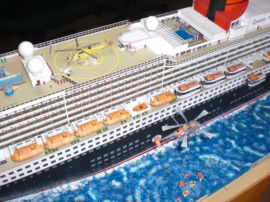 QUEEN MARY2 JSC 1:250 Galerie Cimg2020