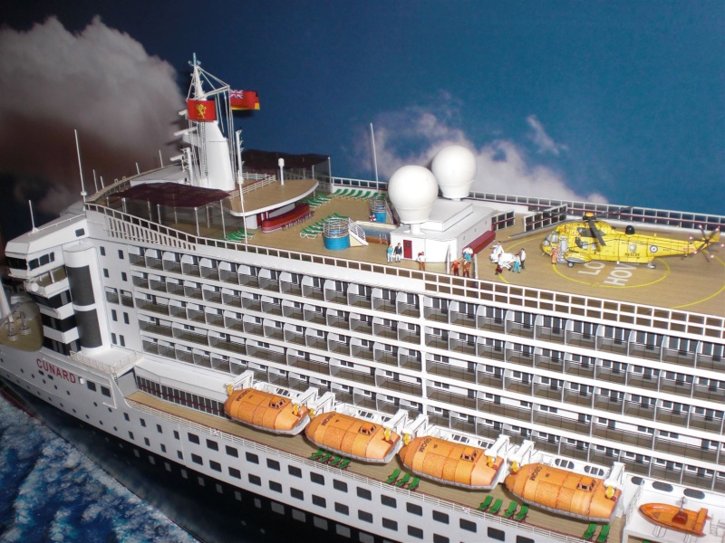 QUEEN MARY2 JSC 1:250 - Fertiggebaut von Uwe Grawunder - Seite 4 Cimg2134