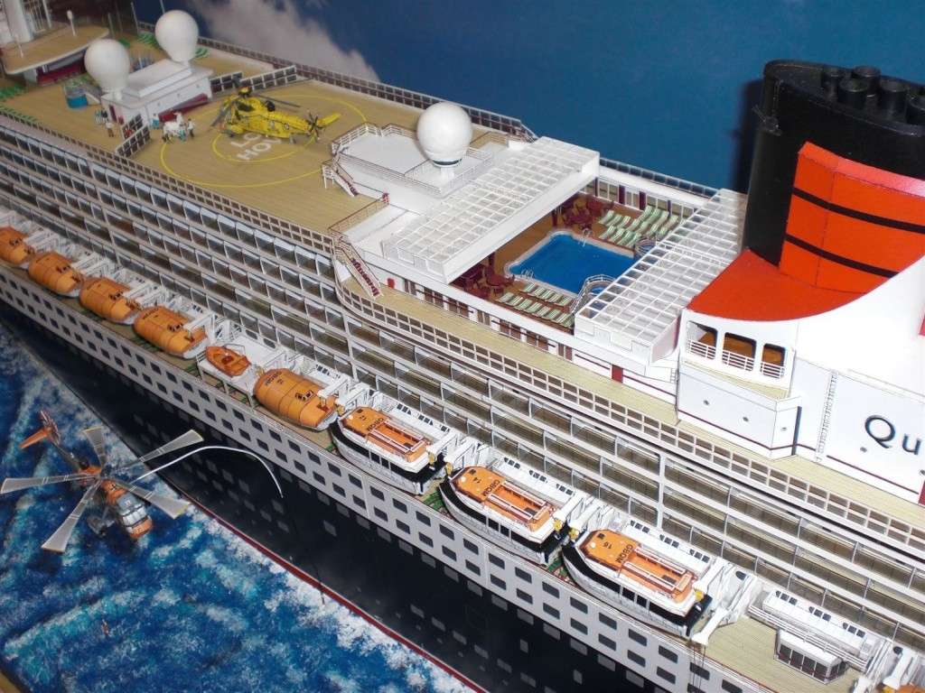 QUEEN MARY2 JSC 1:250 Galerie Cimg2170