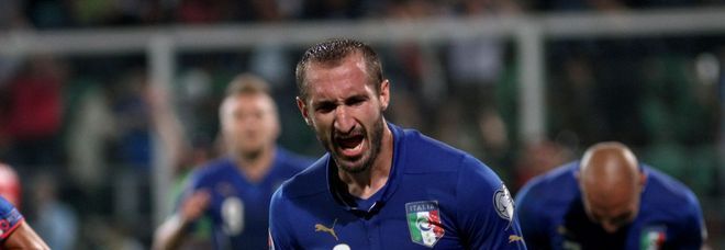 Italia-Azerbaigian 2-1: fa tutto Chiellini, due gol e autorete. 20141010