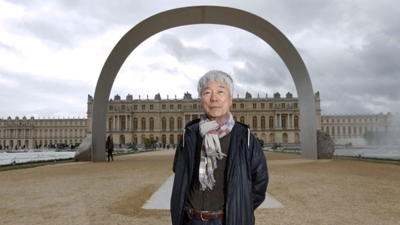 Lee Ufan pour éclairer les jardins de Versailles Phoefa10