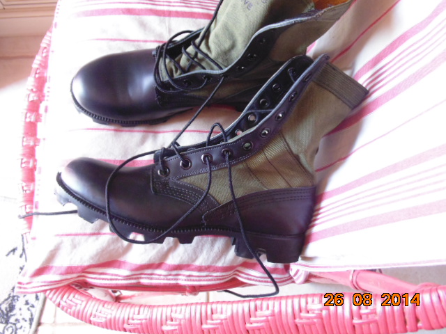 Original US jungle boots , Panama sole , Stamped Ro-Search Dsc06016