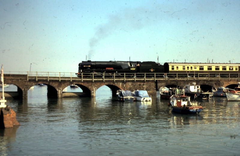 Folkestone Harbour Branch 6-11-211