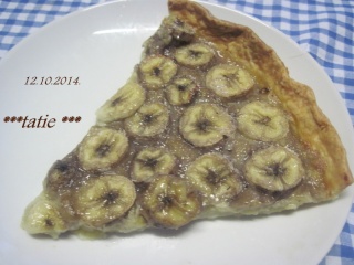 Tarte aux bananes sur une compote de bananes.+ photos. Img_2728