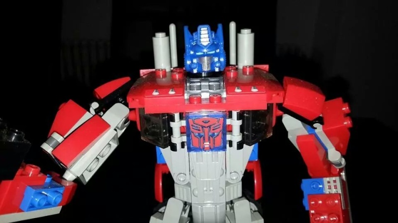 Collection Transformers de sylv1 (AOE, CHUG, TF PRIME, BH, MP, LABELS INDÉS ET G1.. ) Img_1578