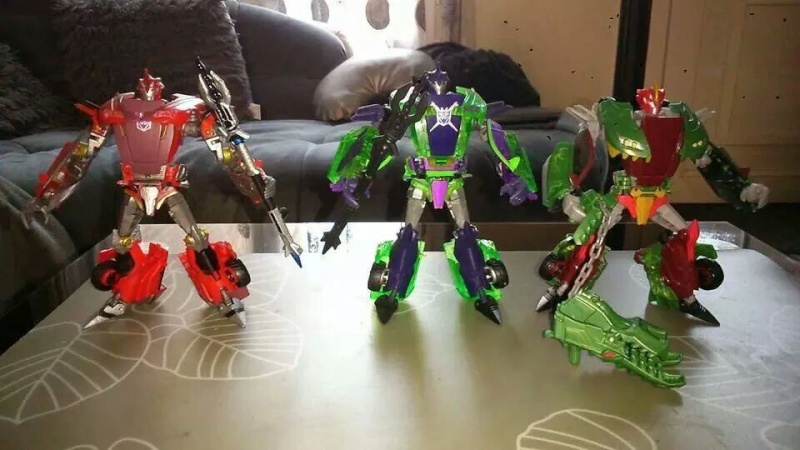 Collection Transformers de sylv1 (AOE, CHUG, TF PRIME, BH, MP, LABELS INDÉS ET G1.. ) Img_1617