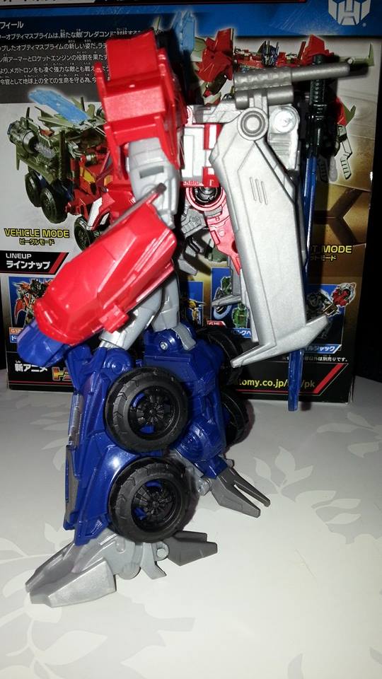 Collection Transformers de sylv1 (AOE, CHUG, TF PRIME, BH, MP, LABELS INDÉS ET G1.. ) Img_1626