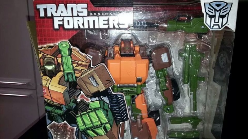 Collection Transformers de sylv1 (AOE, CHUG, TF PRIME, BH, MP, LABELS INDÉS ET G1.. ) Img_1748