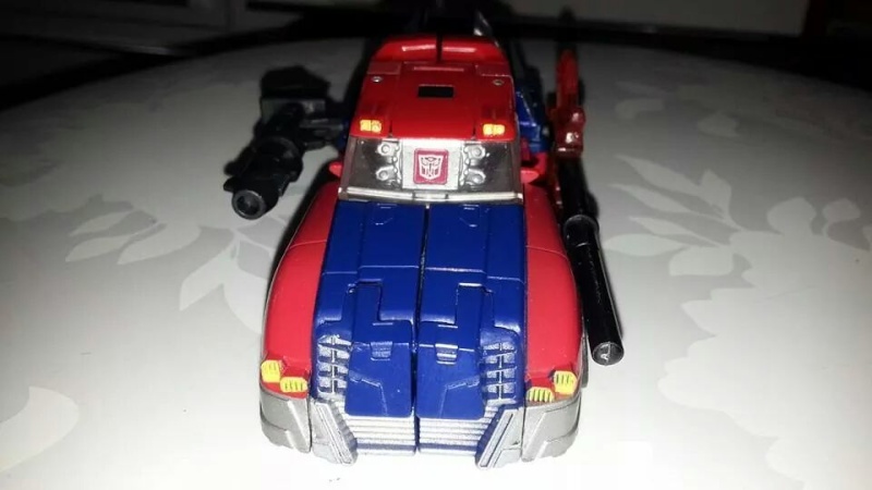 Collection Transformers de sylv1 (AOE, CHUG, TF PRIME, BH, MP, LABELS INDÉS ET G1.. ) Img_2710