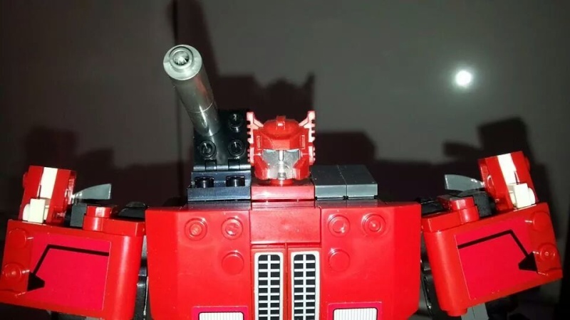 Collection Transformers de sylv1 (AOE, CHUG, TF PRIME, BH, MP, LABELS INDÉS ET G1.. ) Img_4712