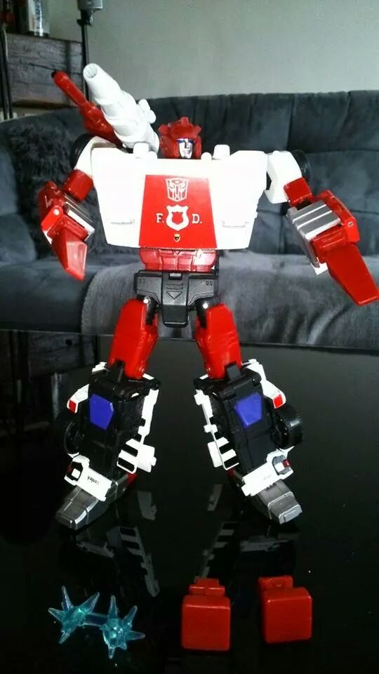 Collection Transformers de sylv1 (AOE, CHUG, TF PRIME, BH, MP, LABELS INDÉS ET G1.. ) Img_7712